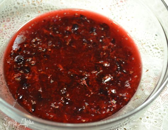 Добавить 250 мл холодной воды.