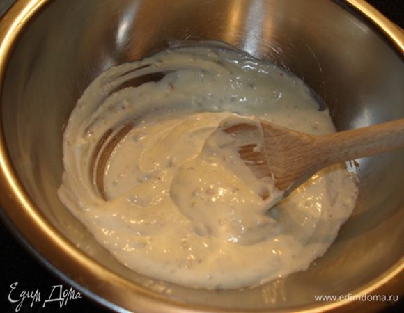 Желатин замочить в воде.
Сыр соединить с фисташковой пастой и растопить на водяной бане.Когда масса станет жидковатая всыпать сах.пудру и добавить желатин.Держать на водяной бане пока желатин полностью не растворится.

