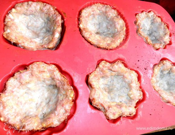 Вынимаем полуготовые гнёзда...