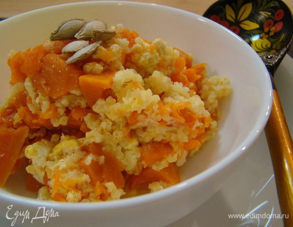 Добавьте масло, через 10 минут выключите нагрев. Подавайте с медом. Приятного аппетита!