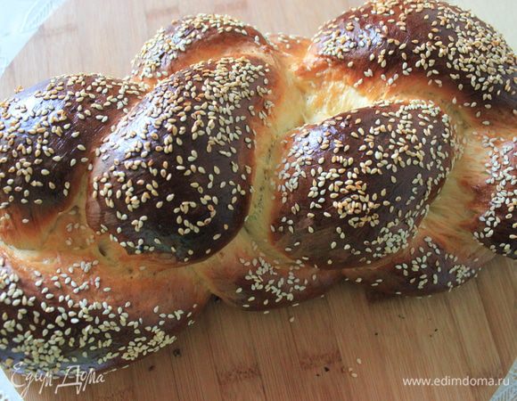 И оставила на 60-89мин. расстойки.
Я спешила и расстаивала всего час, еще мин. 15-20  не помешали бы.