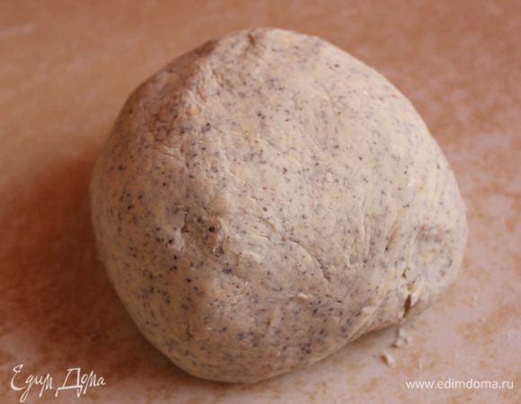 замешиваем тесто..