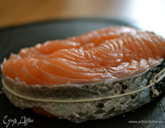 Первый медальон готов!!! Повторим то же самое с оставшимися...


