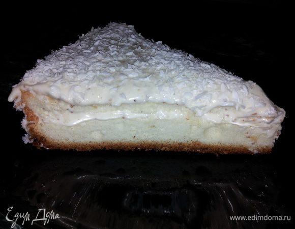 Перед подачей нарезать на пирожные.