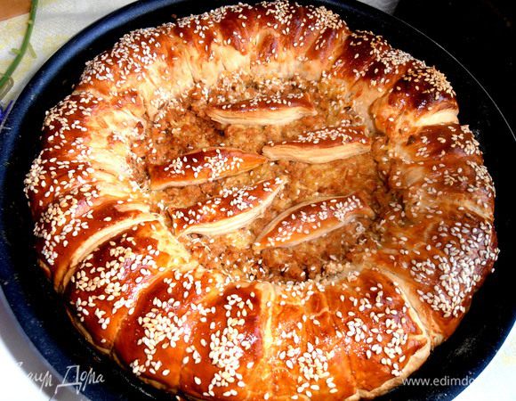 Выпекался довольно быстро: 20 минут в разогретой до 190* духовке.