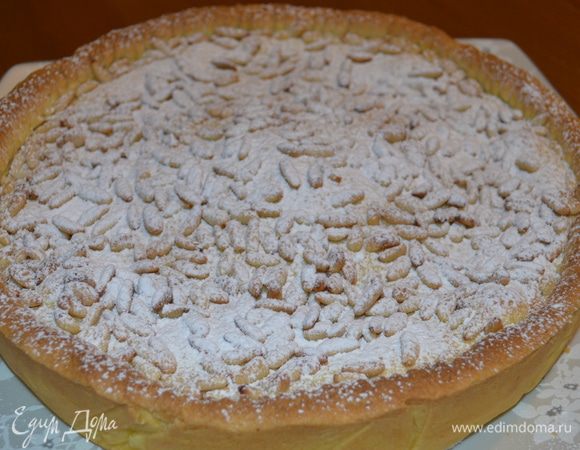 Полностью охлажденный торт обильно присыпать сахарной пудрой!!!