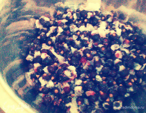 Смородину разморозить.