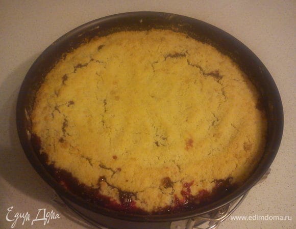 Оставить пирог в форме до полного остывания