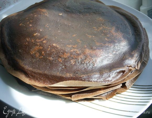 Вот такие у нас получились аппетитные блинчики с хрустящими ажурными краями. Приятного аппетита!