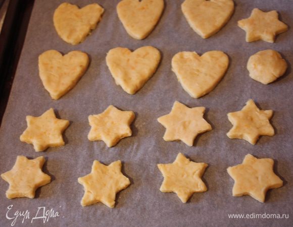 Я наделала их всех различных форм, всего получилось 2 противня! Приятного аппетита!!!