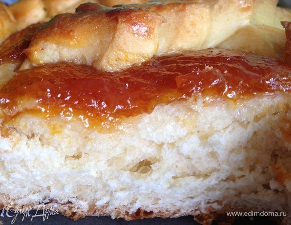 Тесто в этом пироге ну ооочень нежное, буквально воздушное!