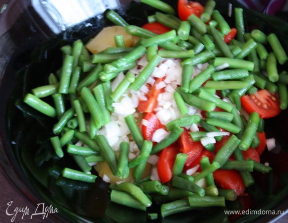 Добавляем фасоль....