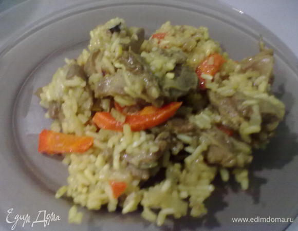 Дождались! Плов готов, рис рассыпчатый, слегка кисло-сладкий, слегка пряный. А запаааах! Приятного всем аппетита!