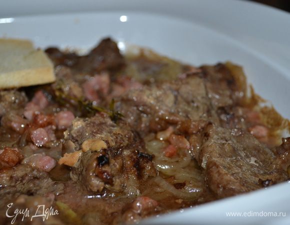 По прошествии указанного времени, достаем из духовки и подаем с пюре, или с жареной (вареной) картошкой!