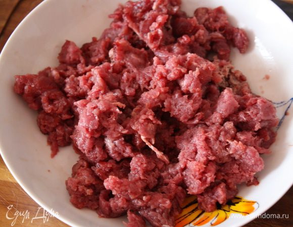 У меня рубленая в комбайне говядина, можете взять фарш.