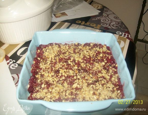 густо насыпала орехи сверху пюре...