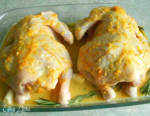 Запекать в разогретой до 180*С  духовке примерно 40 мин, периодически поливая образующимся соком.  