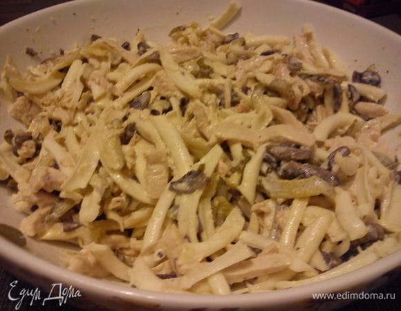 Дать немного пропитаться и подавать к столу!