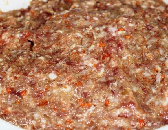 Все тщательно перемешать, накрыть крышкой и поставить в холодильник минут на 15