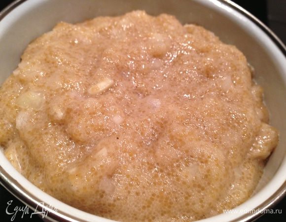 Добавить растительное масло, перемешать. Оставить на 20 мин...