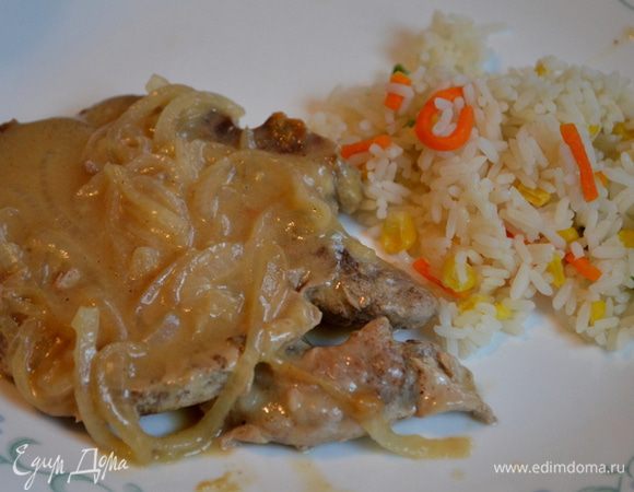 Готовые котлеты подаем с гарниром. Приятного аппетита.