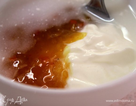 Подготовить соус: просто смешать все ингредиенты