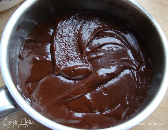 Сахарную пудру - все растираем до гладкого состояния