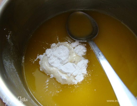 Всыпаем соду и рыхлитель