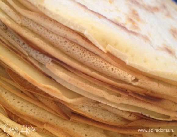 Вот и все! И со сметаной, и с икрой, и с медом, и с мясным фаршем — с чем угодно. Вкусно!