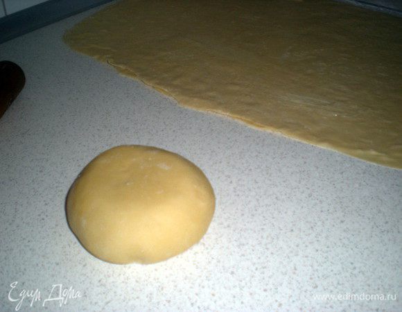 Так же поступаем с третьим шариком.