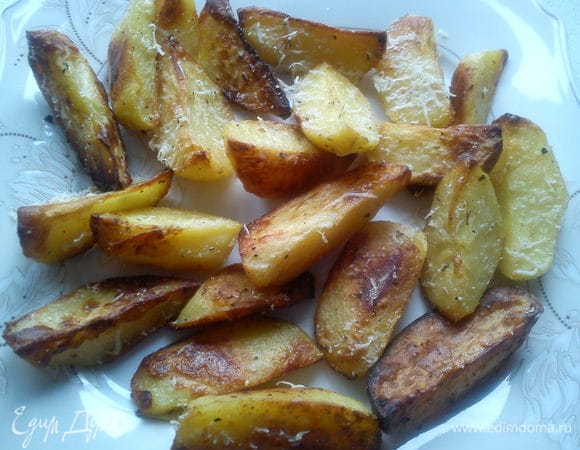 Быстренько подаем на стол, пока горячая!