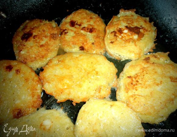 Каждый любит разную степень румяности... Мне очень понравилось,как аппетитно запёкся местами выделившийся сыр!