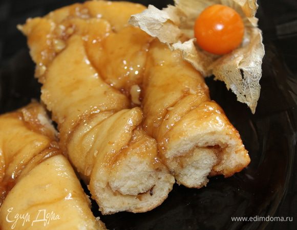 даем чуть чуть остыть и наслаждаемся...какой вкус у этих косичек..не возможно передать...