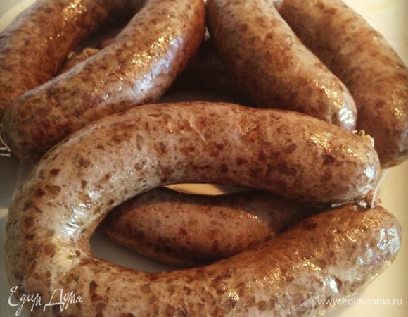 Вот колбаска после отваривания...