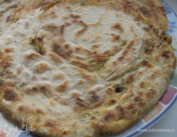 Чугунную сковороду разогреть и запекать  без масла 5-6 минут, переворачивая. Снять с огня, дать остыть. 