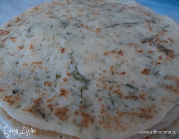 Жарим блины как обычно. Получаются вот такие красавцы:)