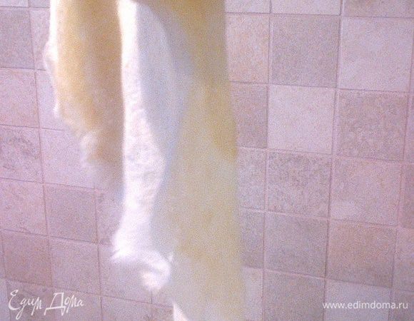 И готовим блинчики, как обычно.

Вот такие они у меня получаются. 