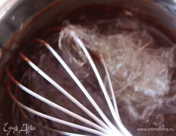 Тщательно вымешиваем.