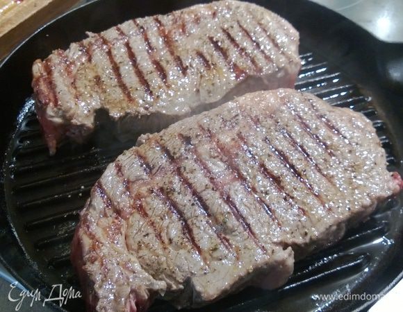 Еще через 2 минуты снова переворачиваем, но уже выкладываем перпендикулярно к изначальному направлению.