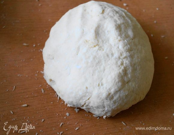 Формируем тесто в шар
