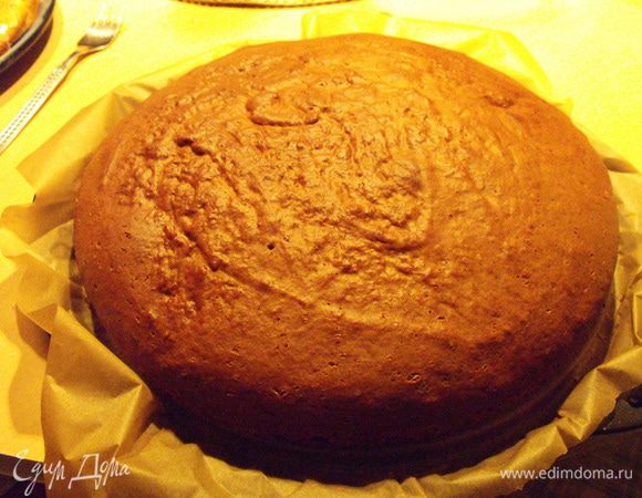 Белый  вынимаем из формы... Коричневый выпекается подольше...минут 30....так же проверяем на сухую лучинку...