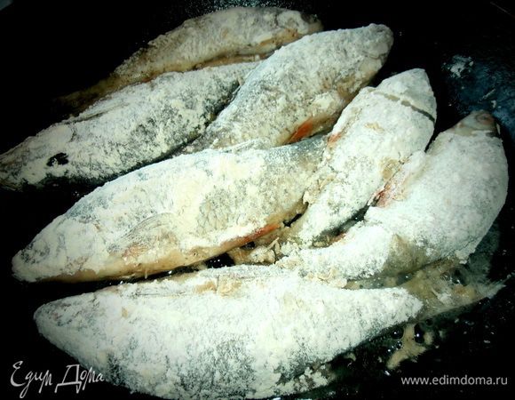 Обжариваем с одной стороны...