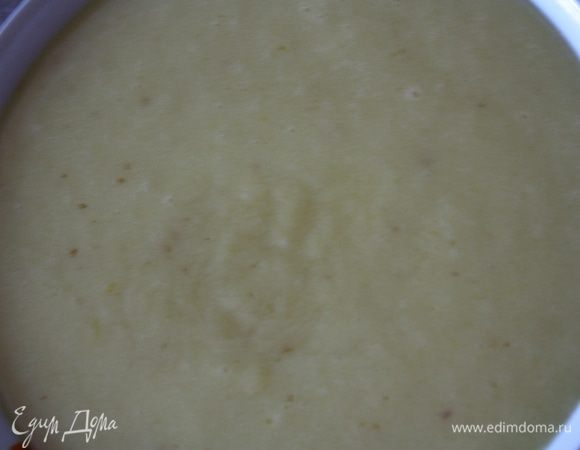 Снимаем с огня и переливаем массу в емкость, например в тарелку. Остужаем и убираем в холодильник.