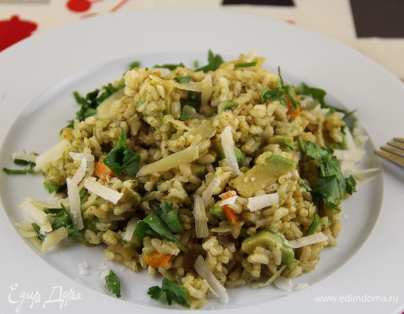 Подаем, посыпав свежей петрушкой и пармезаном. Приятного аппетита)) 
