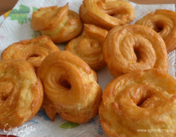 Вот такие симпатяги у нас получились! При желании на этом можно и остановиться... Присыпать их сахарной пудрой например и - готово! )) 