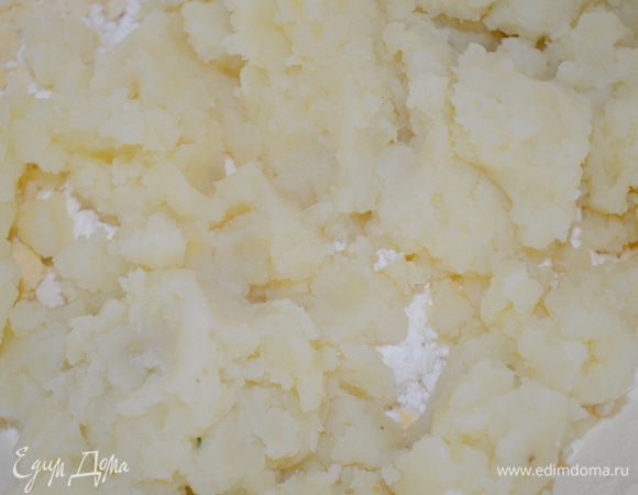 картофель смять в пюре