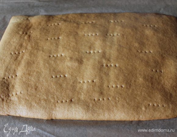 Выпекаем быстро до золотистого цвета при 175 гр. - и так 4 раза.