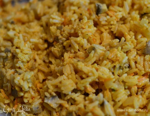 Соус карри,который остался,добавить к рису,перемешать.