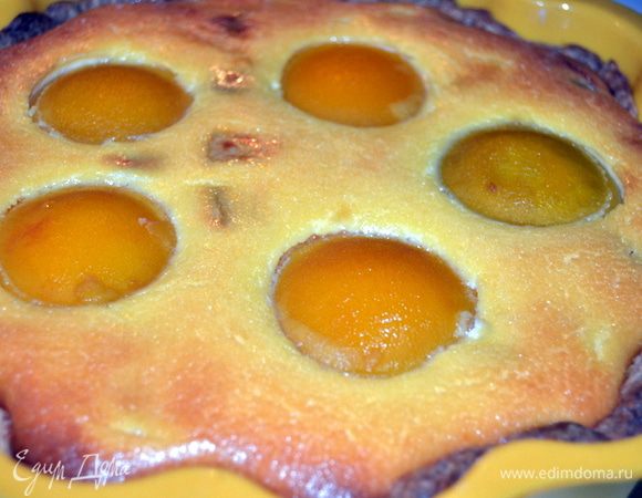 Выпекать в разогретой до 170 гр. духовке около часа. Готовую кростату остудить, сверху можно украсить джемом, ягодами и листиками мяты.