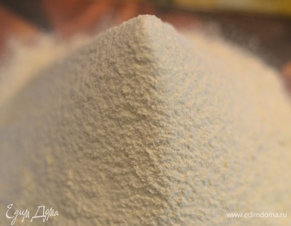 Просеять муку.